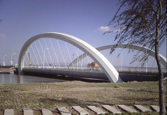 5、西安市 浐灞河生態(tài)區(qū)1號橋橋梁工程